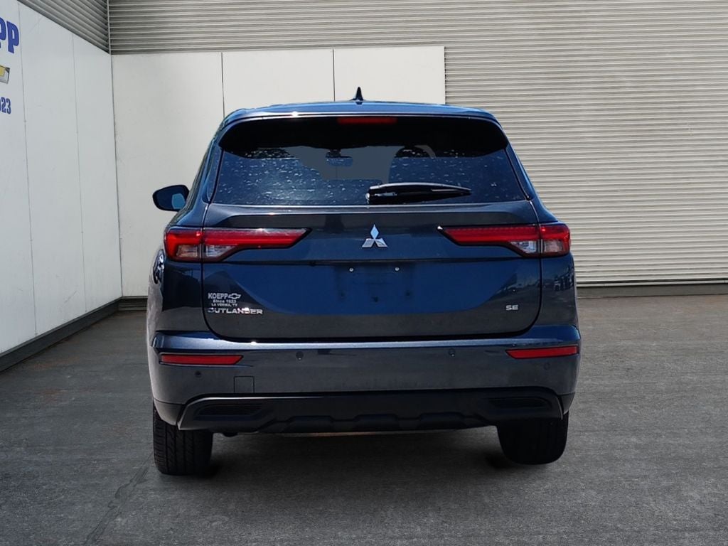 2024 Mitsubishi Outlander SE