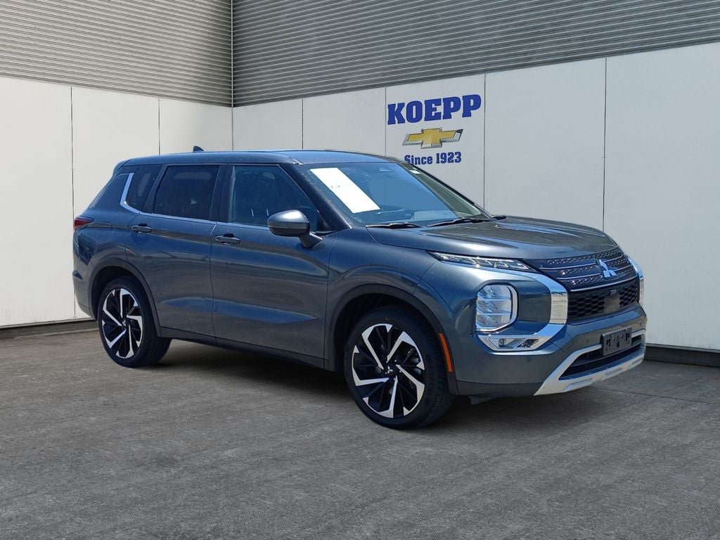 2024 Mitsubishi Outlander SE