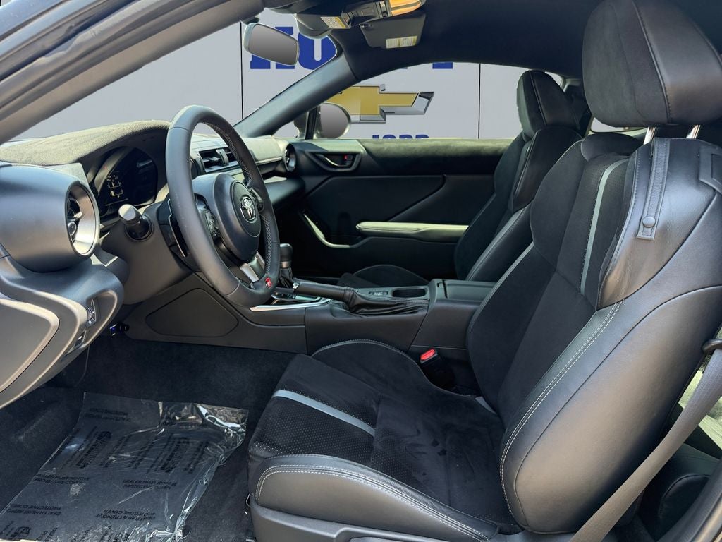 2025 Toyota GR86 Premium