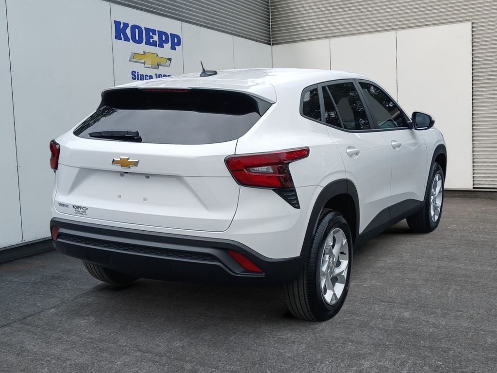 2026 Chevrolet Trax LS