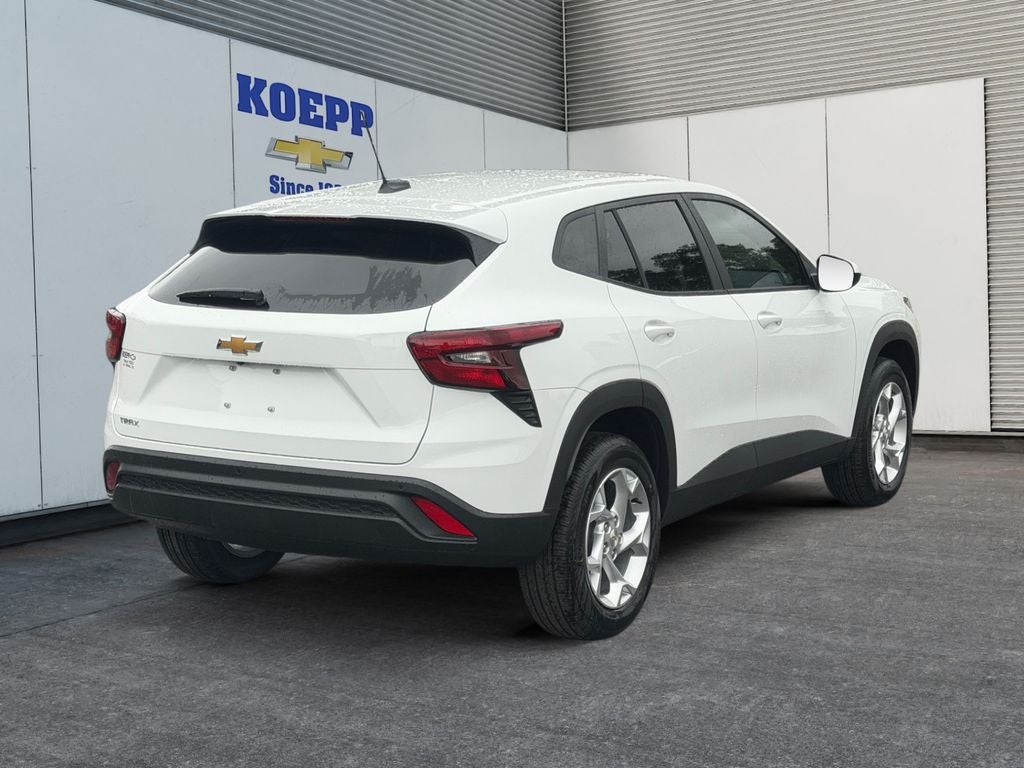 2026 Chevrolet Trax LS