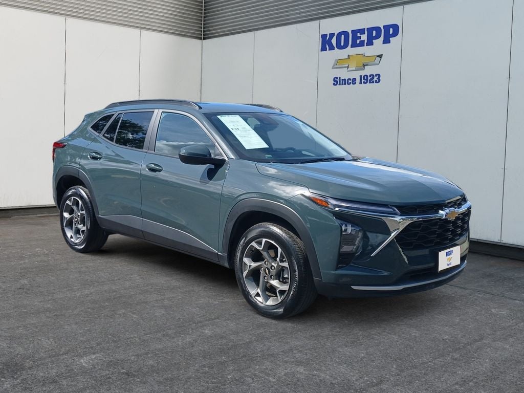 2025 Chevrolet Trax LT